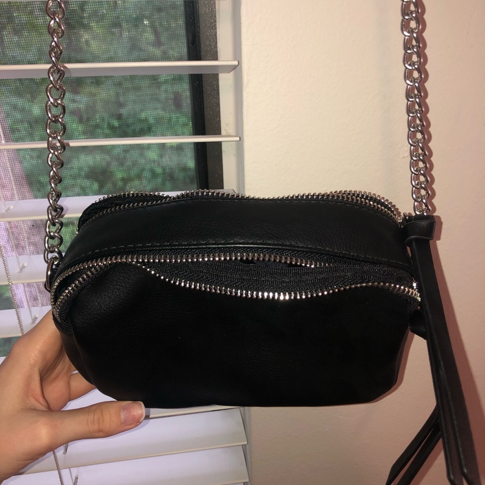 Black crossbody purse